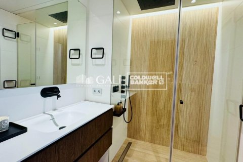 Apartment for rent in Principado De Andorra (Ninguna Poblacion Tiene C.P.), Lleida, Spain 3 bedrooms, 155 sq.m. No. 160477 - photo 9