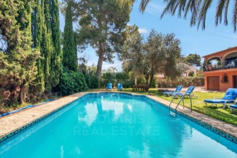 Villa for rent in Javea, Alicante, Spain 4 bedrooms, 235 sq.m. No. 160478 - photo 22