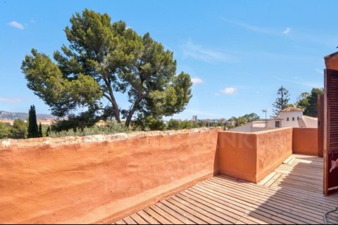 Villa for rent in Javea, Alicante, Spain 4 bedrooms, 235 sq.m. No. 160478 - photo 22