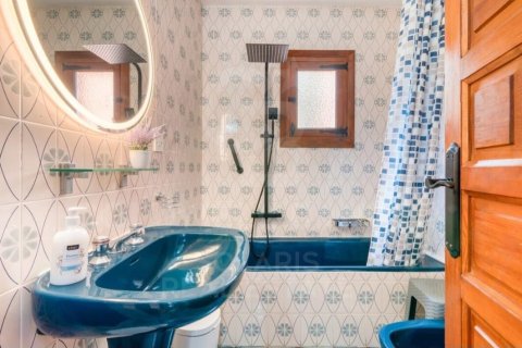 Villa for rent in Javea, Alicante, Spain 4 bedrooms, 235 sq.m. No. 160478 - photo 13