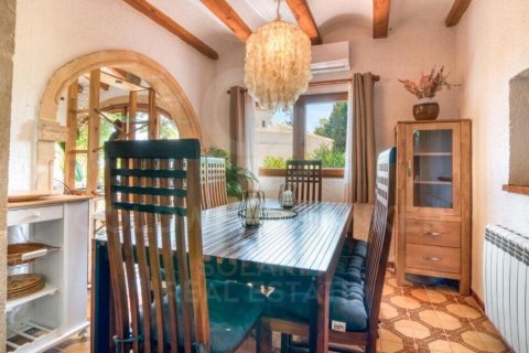 Villa for rent in Javea, Alicante, Spain 4 bedrooms, 235 sq.m. No. 160478 - photo 7