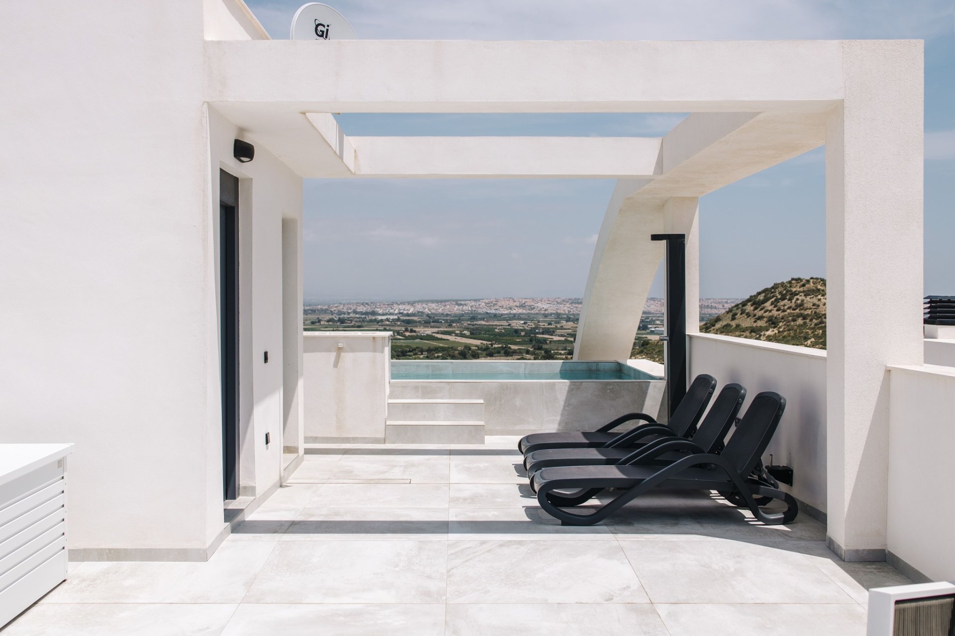 Bungalow a Ciudad Quesada, Alicante, Spagna 4 camere da letto, 240 mq. N° 136312