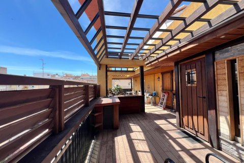 Apartament w Torrevieja, Alicante, Hiszpania 2 sypialnie, 149 mkw. nr 191645 – zdjęcie 6