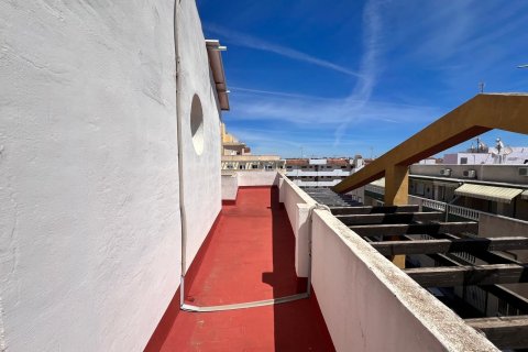 Apartament w Torrevieja, Alicante, Hiszpania 2 sypialnie, 149 mkw. nr 191645 – zdjęcie 23