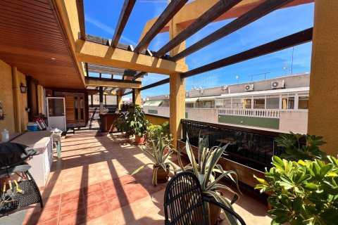 Apartament w Torrevieja, Alicante, Hiszpania 2 sypialnie, 149 mkw. nr 191645 – zdjęcie 3