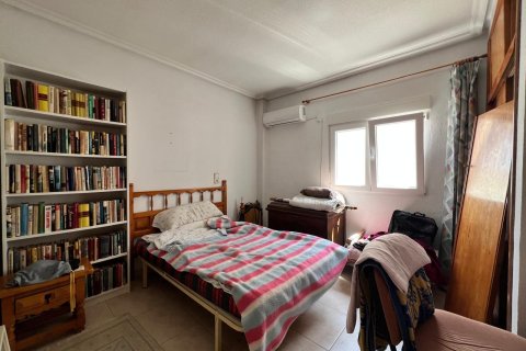 Apartament w Torrevieja, Alicante, Hiszpania 2 sypialnie, 149 mkw. nr 191645 – zdjęcie 14