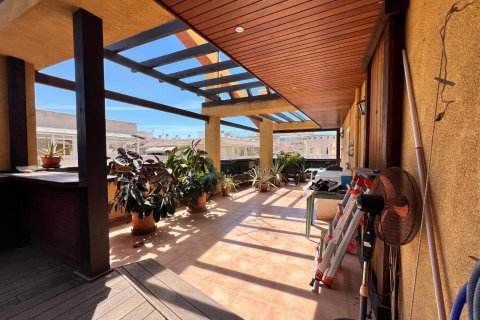 Apartament w Torrevieja, Alicante, Hiszpania 2 sypialnie, 149 mkw. nr 191645 – zdjęcie 9