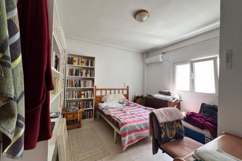 Apartament w Torrevieja, Alicante, Hiszpania 2 sypialnie, 149 mkw. nr 191645 – zdjęcie 15