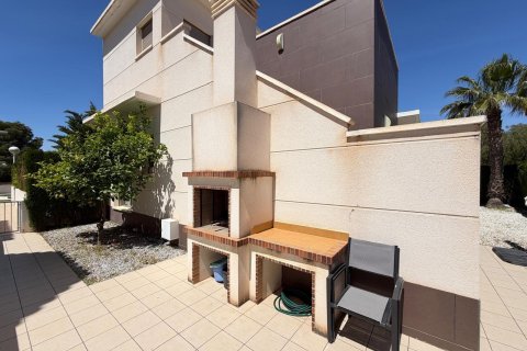 Продажа виллы в Аликанте, Испания 4 спальни, 129м2 №191642 - фото 17