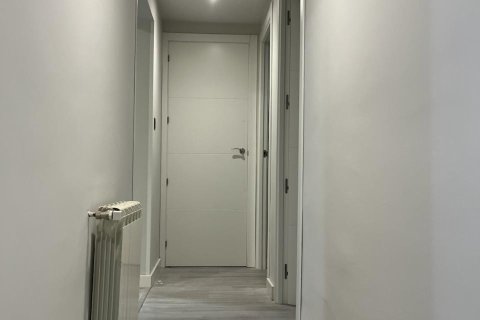 Wohnung zum Verkauf in Leon, Spanien 2 Schlafzimmer, 60 m2 Nr. 196556 - Foto 2