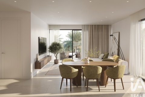 Apartamento en venta en Estepona, Málaga, España 3 dormitorios, 123 m2 No. 196560 - foto 6