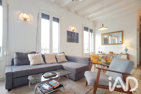 Wohnung in Barcelona, Spanien 2 Schlafzimmer, 65 m2 Nr. 196558
