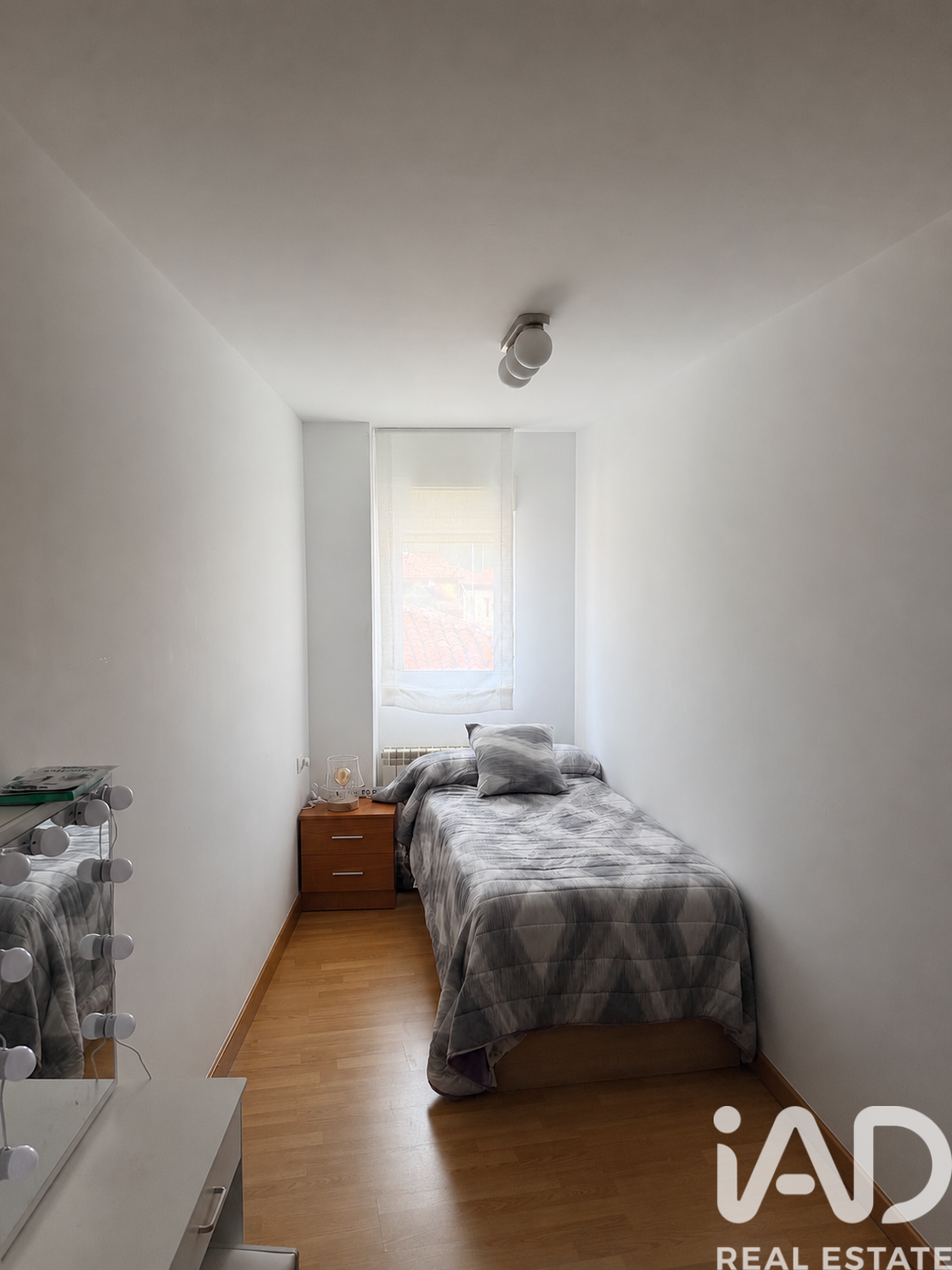 Apartamento en Villaquilambre, León, España 2 dormitorios, 75 m2 No. 184777