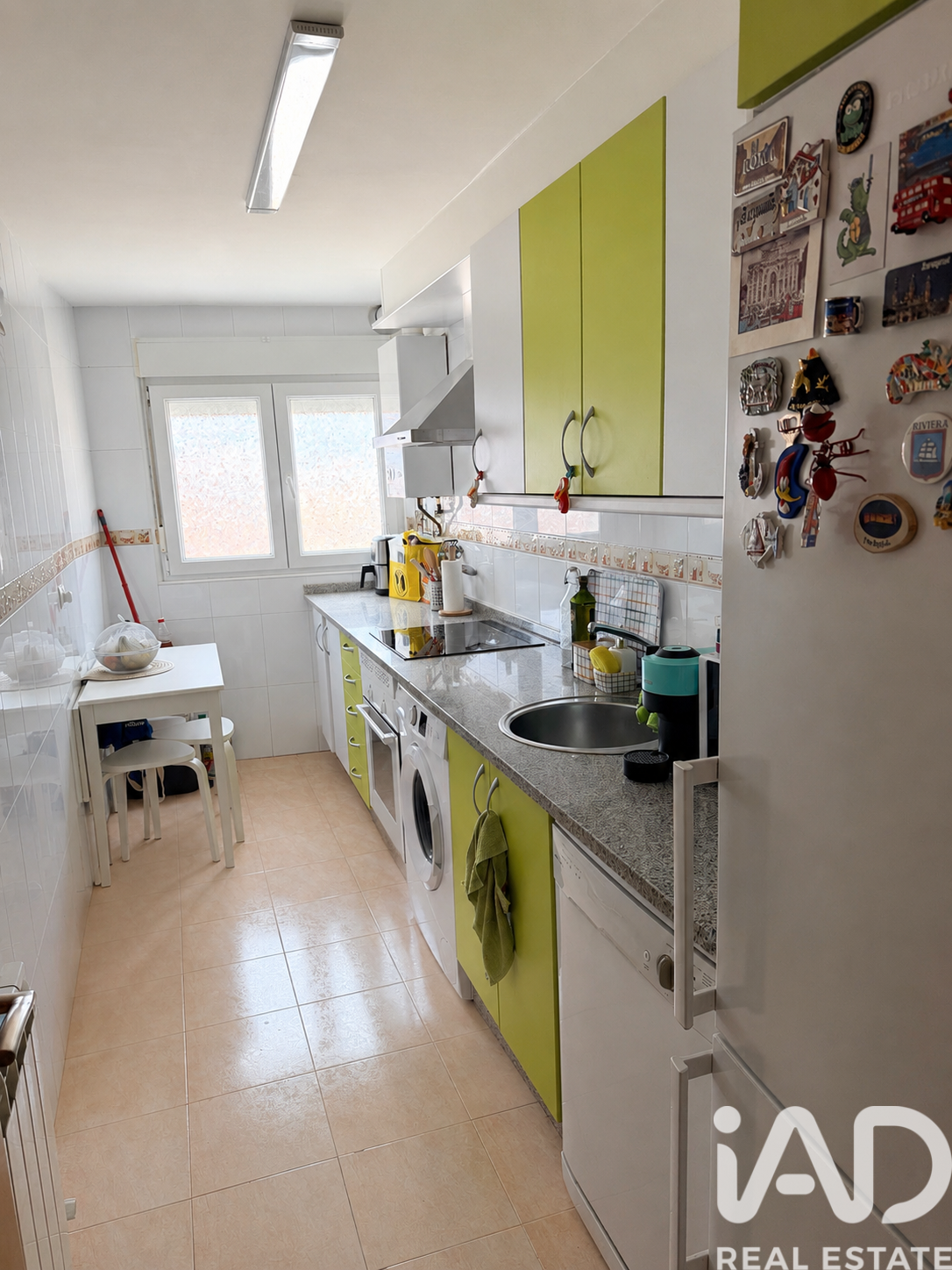 Apartamento en Villaquilambre, León, España 2 dormitorios, 75 m2 No. 184777