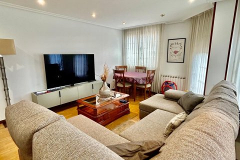 Wohnung zum Verkauf in La Baneza, Leon, Spanien 3 Schlafzimmer, 125 m2 Nr. 184781 - Foto 3