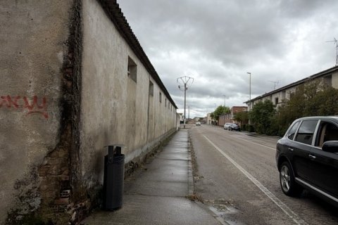 Propiedad comercial en venta en Medina del Campo, Valladolid, España 1520 m2 No. 184780 - foto 3