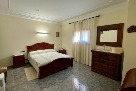 Продажа виллы в Инка, Майорка, Испания 4 спальни, 301м2 №140283 - фото 15