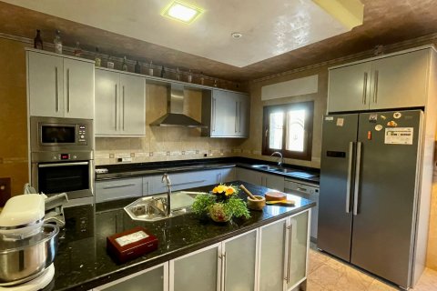 Продажа виллы в Инка, Майорка, Испания 4 спальни, 301м2 №140283 - фото 7