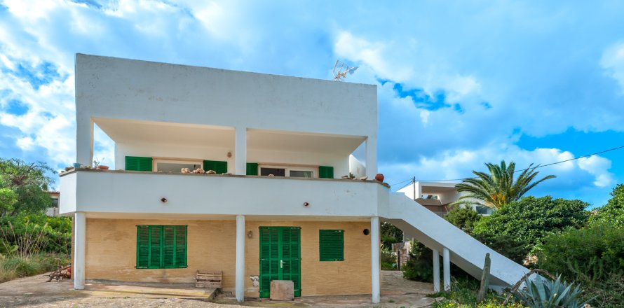 Вилла в Кала Лломбардс, Майорка, Испания 5 спален, 210м2 №140279