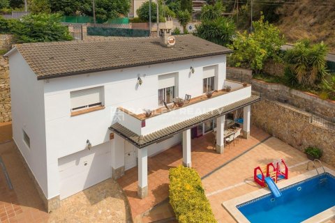 Hus i Lloret de Mar, Girona, Spanien 4 sovrum, 227 kvm. Nr. 187002