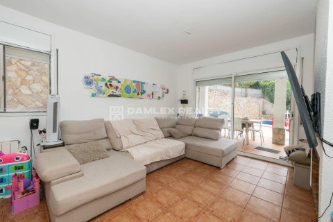 Hus till salu i Lloret de Mar, Girona, Spanien 4 sovrum, 227 kvm. Nr. 187002 - foto 8
