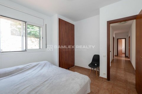 Hus till salu i Lloret de Mar, Girona, Spanien 4 sovrum, 227 kvm. Nr. 187002 - foto 14