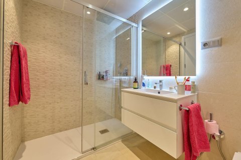 Huoneisto myytävänä Alicante, Espanja, 3 makuuhuonetta, 136 m2 No. 168814 - kuva 17