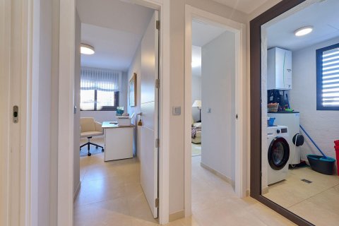 Huoneisto myytävänä Alicante, Espanja, 3 makuuhuonetta, 136 m2 No. 168814 - kuva 19