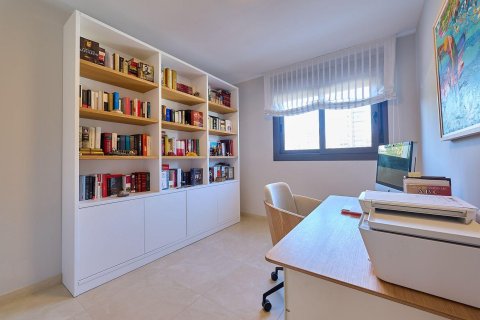 Huoneisto myytävänä Alicante, Espanja, 3 makuuhuonetta, 136 m2 No. 168814 - kuva 14