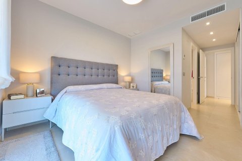 Huoneisto myytävänä Alicante, Espanja, 3 makuuhuonetta, 136 m2 No. 168814 - kuva 11