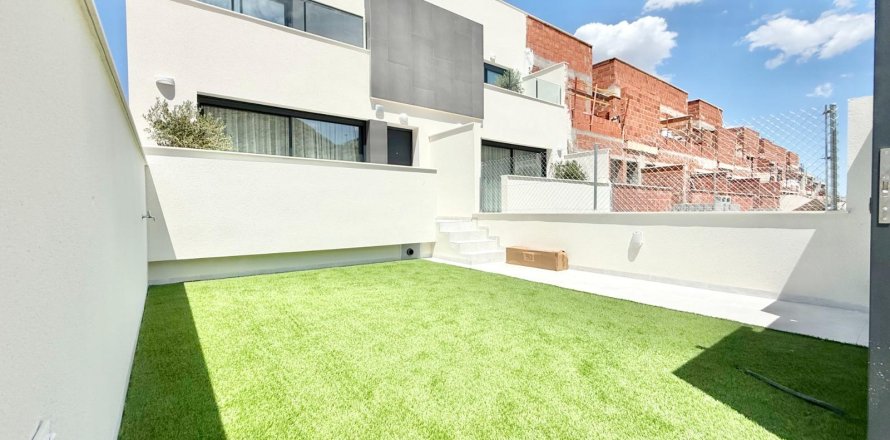 Duplex Cox, Alicante, Spagna 2 camere da letto, 81 mq. N° 134694