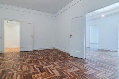 Аренда квартиры в Мадрид, Испания 4 спальни, 260м2 №149718 - фото 10