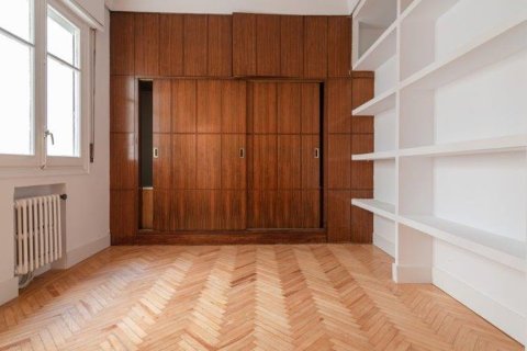 Аренда квартиры в Мадрид, Испания 4 спальни, 260м2 №149718 - фото 28