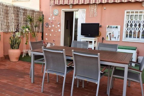 Продажа квартиры в Аликанте, Испания 3 спальни, 127м2 №149717 - фото 3