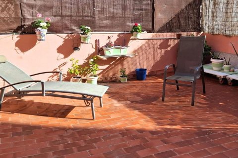 Продажа квартиры в Аликанте, Испания 3 спальни, 127м2 №149717 - фото 2