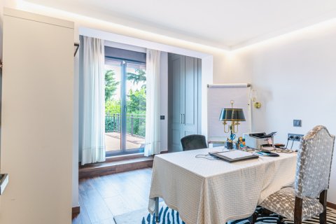 Villa en venta en Majadahonda, Madrid, España 4 dormitorios, 429 m2 No. 149719 - foto 27