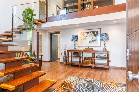 Villa en venta en Majadahonda, Madrid, España 4 dormitorios, 429 m2 No. 149719 - foto 2