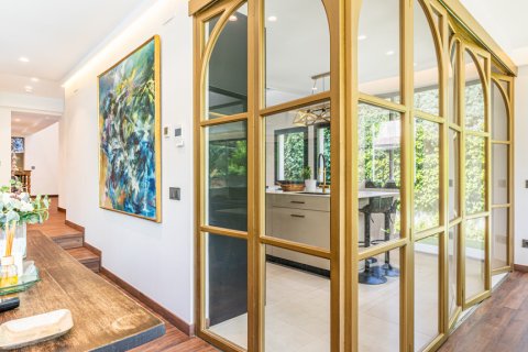 Villa en venta en Majadahonda, Madrid, España 4 dormitorios, 429 m2 No. 149719 - foto 13