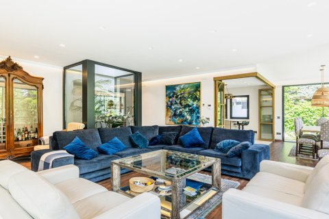 Villa en venta en Majadahonda, Madrid, España 4 dormitorios, 429 m2 No. 149719 - foto 8