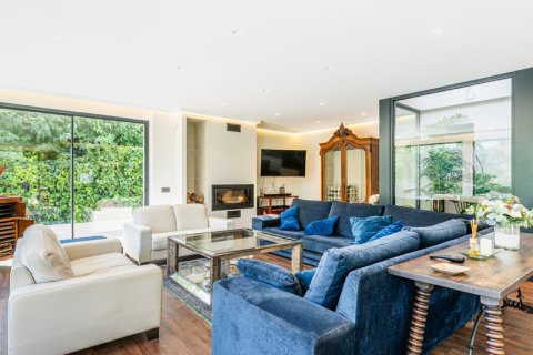 Villa en venta en Majadahonda, Madrid, España 4 dormitorios, 429 m2 No. 149719 - foto 9