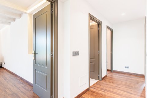 Villa en venta en Majadahonda, Madrid, España 4 dormitorios, 429 m2 No. 149719 - foto 25