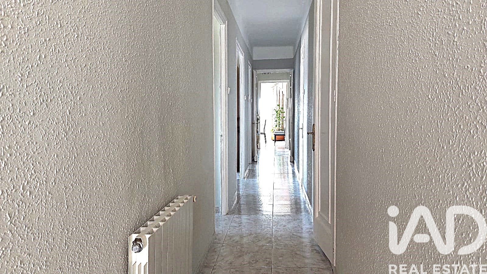 Appartamento a Calaf, Barcelona, Spagna 4 camere da letto, 138 mq. N° 184701