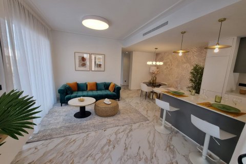 Huoneisto myytävänä Guardamar del Segura, Alicante, Espanja, 3 makuuhuonetta, 130 m2 No. 74729 - kuva 2