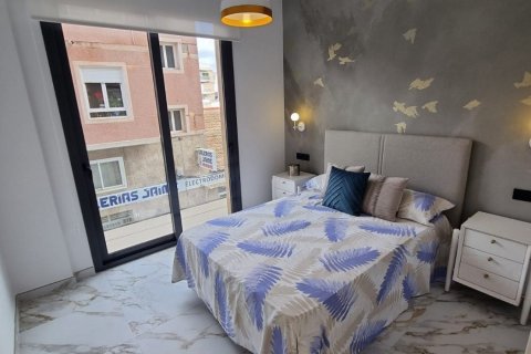 Apartament w Guardamar del Segura, Alicante, Hiszpania 3 sypialnie, 130 mkw. nr 74729 – zdjęcie 15