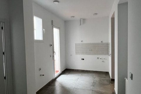 Apartment for sale in Madrid, Spain 2 bedrooms, 49 sq.m. No. 181687 - photo 1
