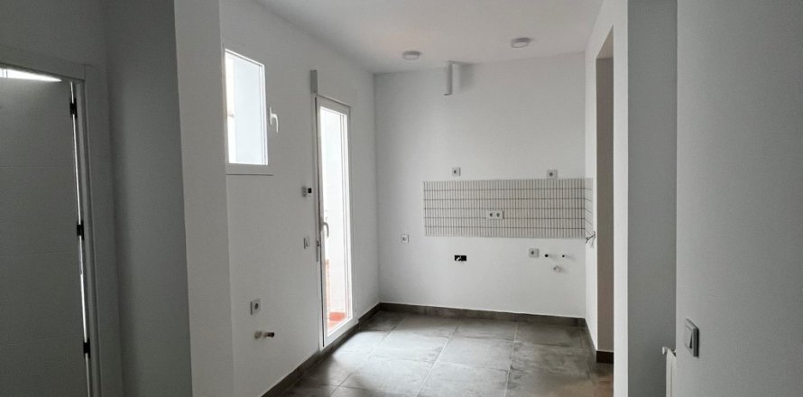 Apartment in Madrid, Spain 2 bedrooms, 49 sq.m. No. 181687