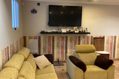 Apartment for sale in Alicante, Spain 5 bedrooms, 293 sq.m. No. 181683 - photo 14