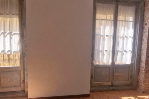 Apartment for sale in Madrid, Spain 4 bedrooms, 163 sq.m. No. 181685 - photo 7