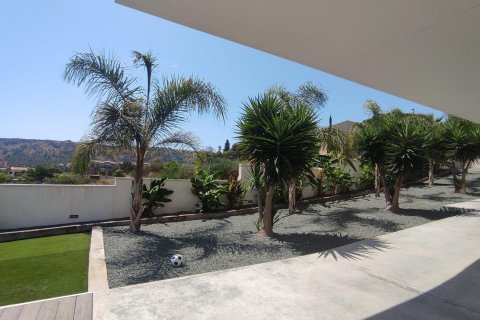 Villa à vendre à Alicante, Espagne, 5 chambres, 361 m2 No. 181684 - photo 23