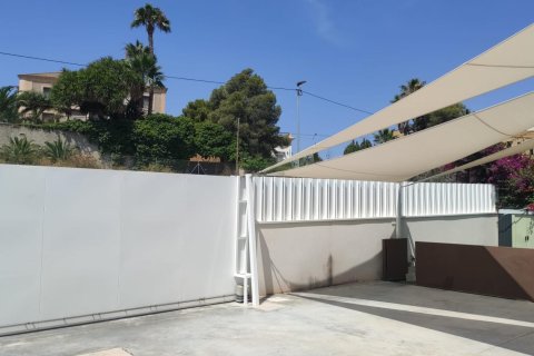 Villa à vendre à Alicante, Espagne, 5 chambres, 361 m2 No. 181684 - photo 12